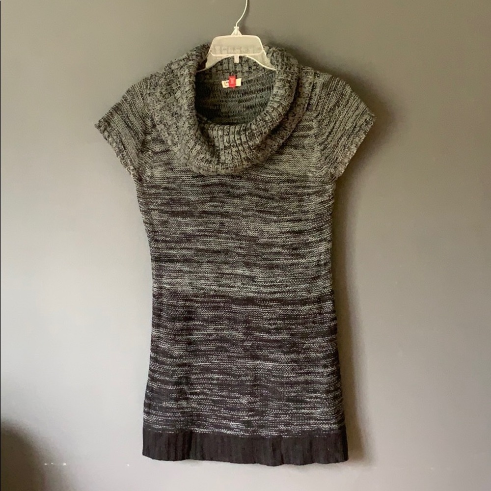 LEI sweater dress. Juniors M
